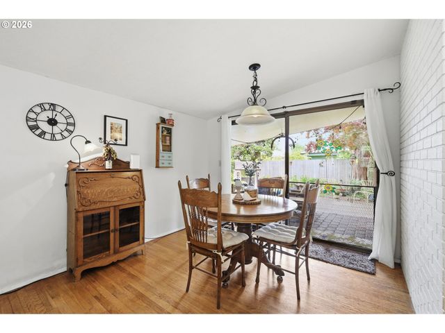 2893 FIRWOOD Way, Eugene, OR 97401