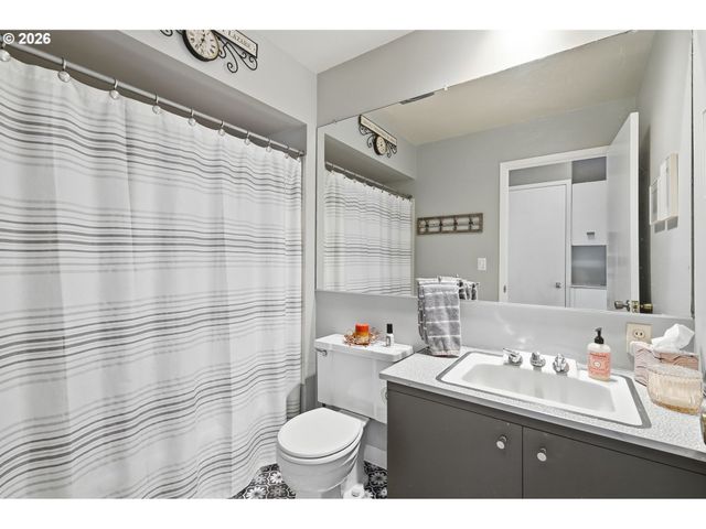 2893 FIRWOOD Way, Eugene, OR 97401