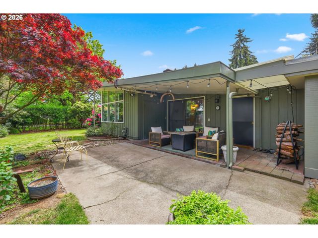 2893 FIRWOOD Way, Eugene, OR 97401