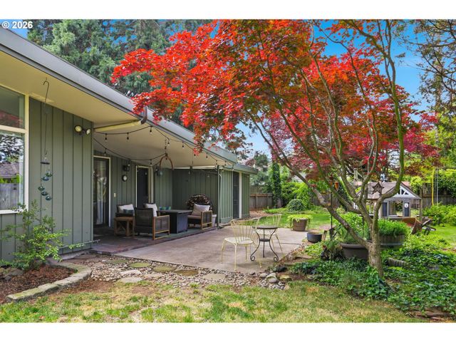 2893 FIRWOOD Way, Eugene, OR 97401