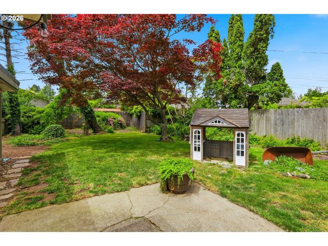 2893 FIRWOOD Way, Eugene, OR 97401
