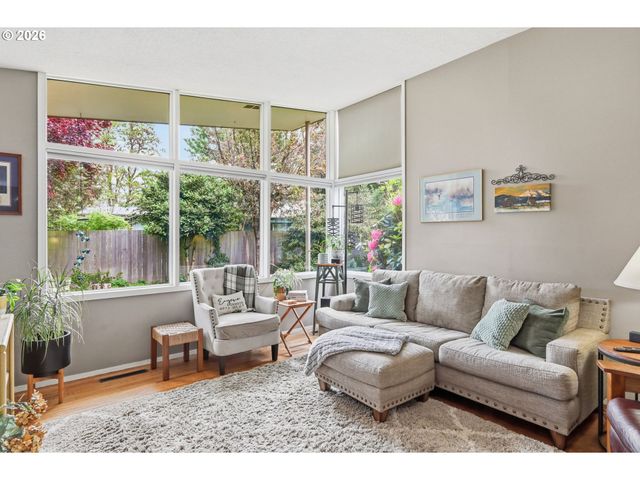 2893 FIRWOOD Way, Eugene, OR 97401