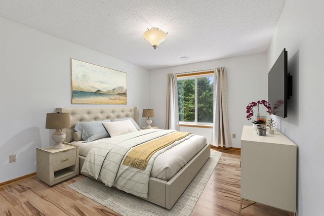 9765 Zinnia Lane N, Maple Grove, MN 55369