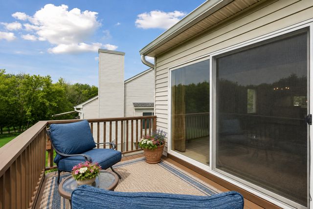 9765 Zinnia Lane N, Maple Grove, MN 55369