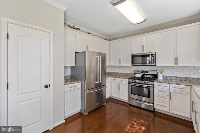4933 BREEZE WAY, Dumfries, VA 22025