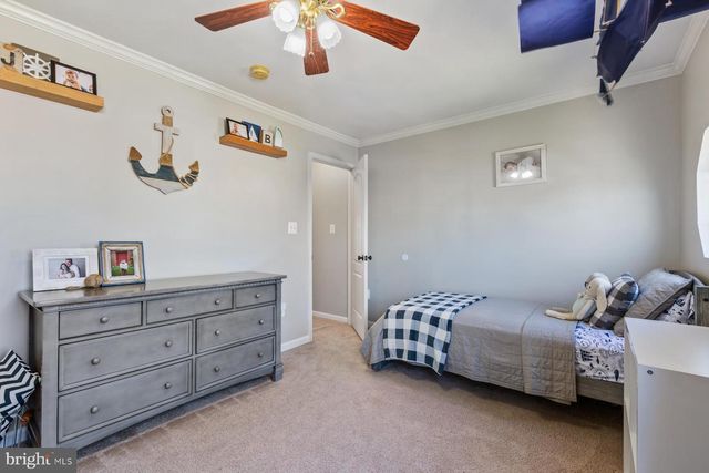 4933 BREEZE WAY, Dumfries, VA 22025