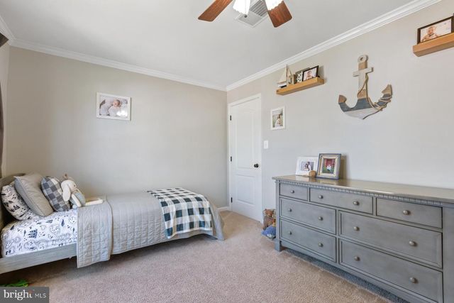 4933 BREEZE WAY, Dumfries, VA 22025