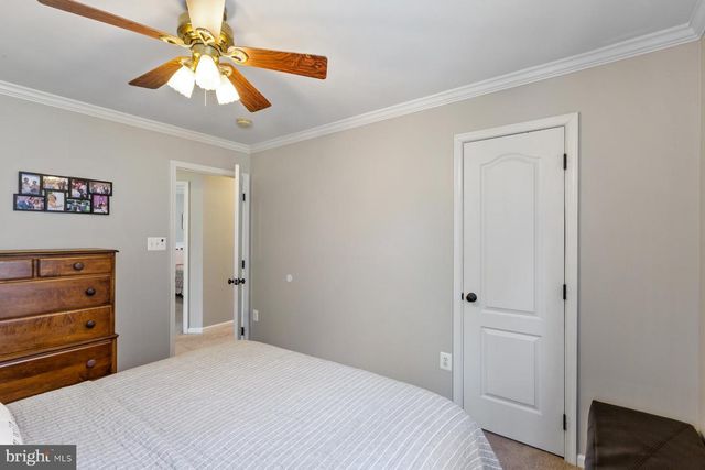 4933 BREEZE WAY, Dumfries, VA 22025
