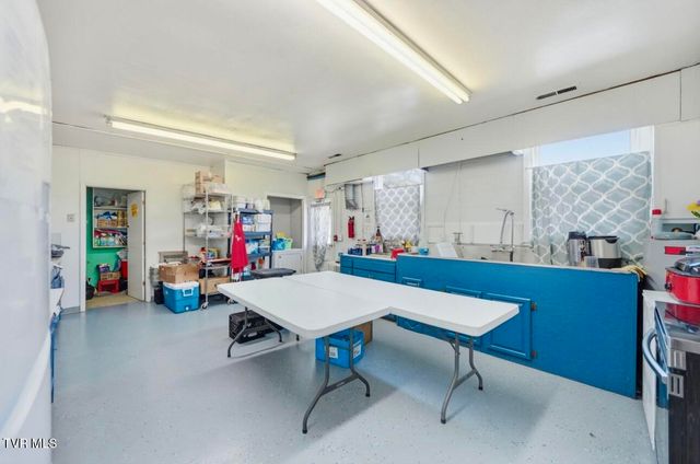 300 West Chilhowie Avenue, Johnson City, TN 37604