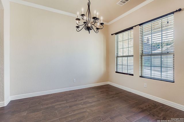 17820 Oxford Mt, Helotes, TX 78023