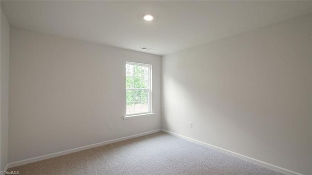 4102 Yucca Avenue 80, Winston-salem, NC 27127