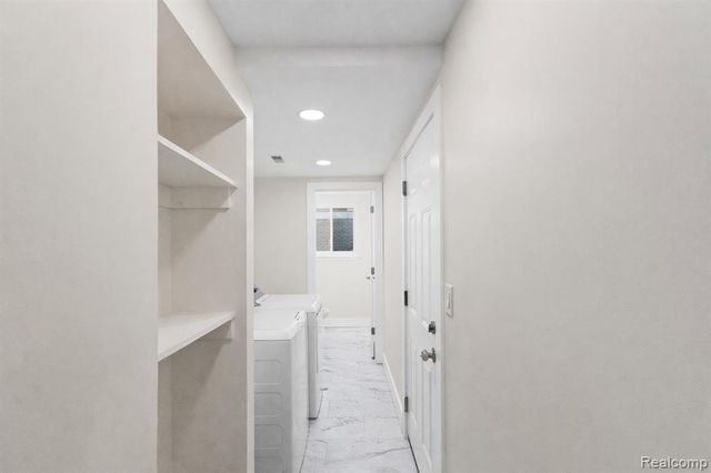 17469 W 13 Mile Road, Southfield, MI 48076