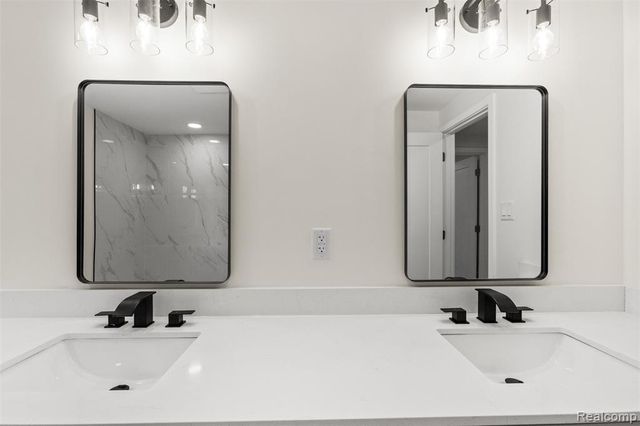 17469 W 13 Mile Road, Southfield, MI 48076