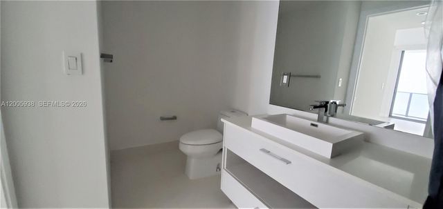 55 SW 9th St 3610, Miami, FL 33130