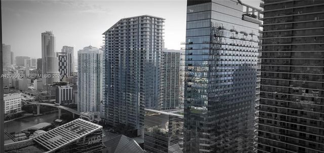 55 SW 9th St 3610, Miami, FL 33130