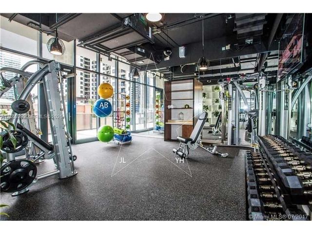 55 SW 9th St 3610, Miami, FL 33130