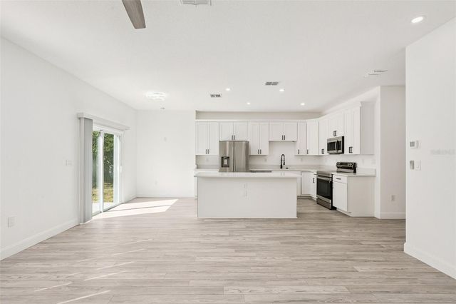 7834 TERN DRIVE, Orlando, FL 32822
