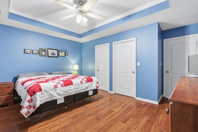 4301 COTTON WOOD DR, Columbia, MO 65202