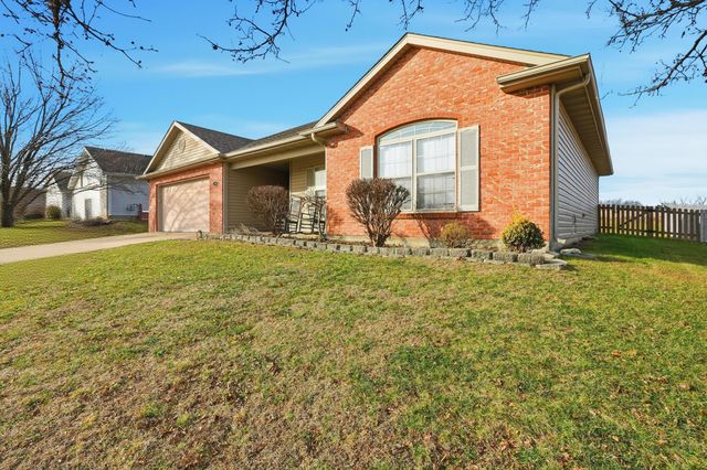 4301 COTTON WOOD DR, Columbia, MO 65202