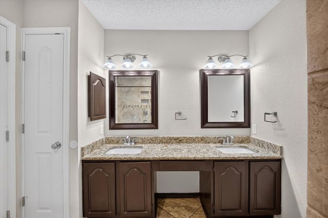 2607 Parkview Drive, Corinth, TX 76210