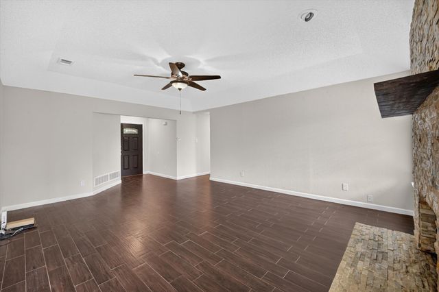 2607 Parkview Drive, Corinth, TX 76210