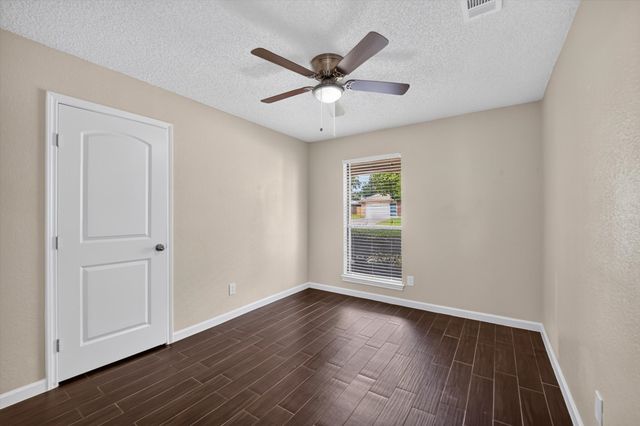 2607 Parkview Drive, Corinth, TX 76210