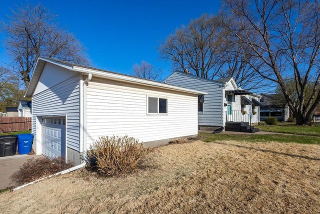 2633 16 Street, Moline, IL 61265