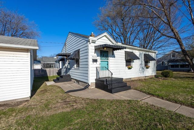 2633 16 Street, Moline, IL 61265