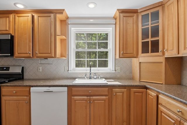 408 Whitney Street, Northborough, MA 01532