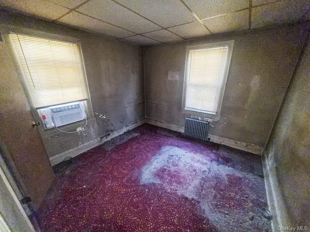 185 S Brookside Avenue, Freeport, NY 11520