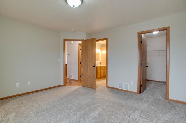 2524 7th Court W, West Fargo, ND 58078