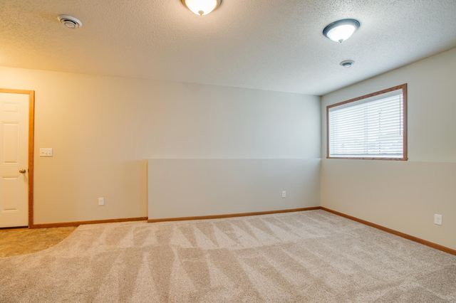 2524 7th Court W, West Fargo, ND 58078