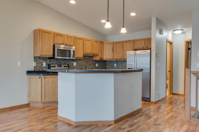 2524 7th Court W, West Fargo, ND 58078