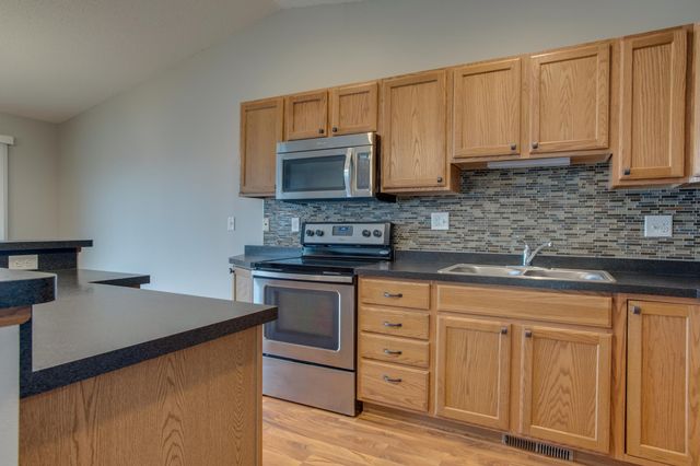 2524 7th Court W, West Fargo, ND 58078