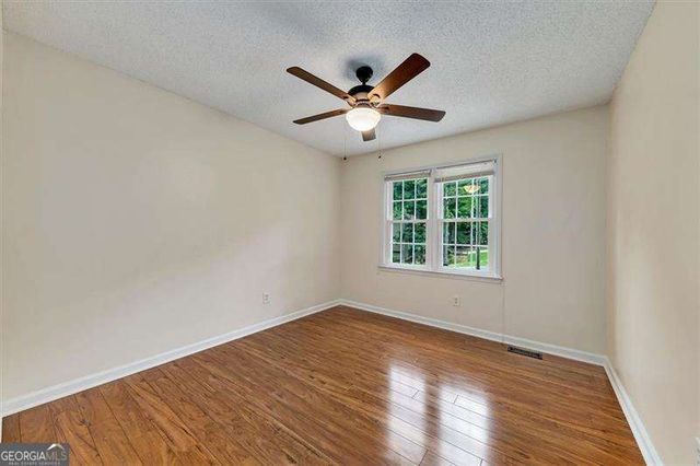 718 PLAYERS Court, Woodstock, GA 30189