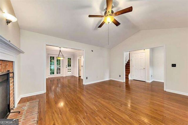 718 PLAYERS Court, Woodstock, GA 30189