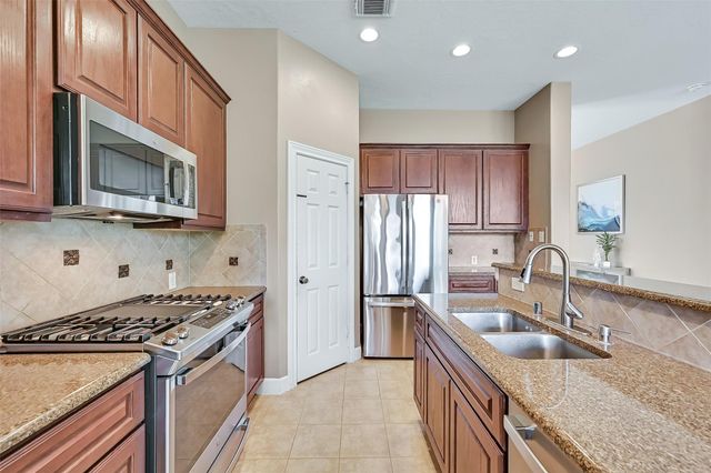 2622 Canyon Falls Drive, Manvel, TX 77578