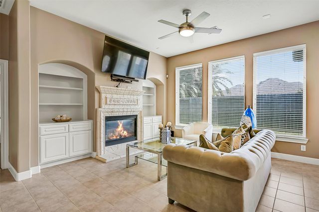 2622 Canyon Falls Drive, Manvel, TX 77578