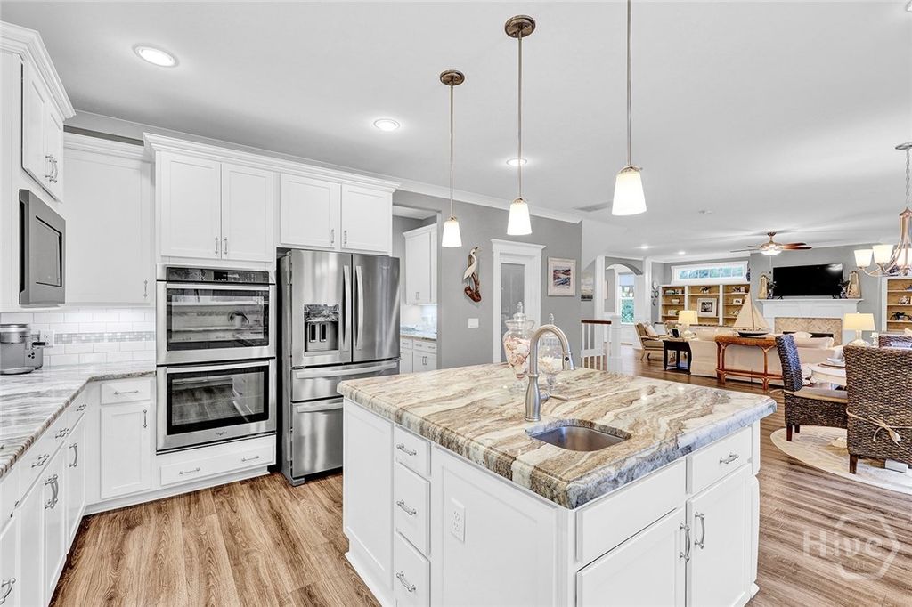 Image 15 of property listing at 14 Dockside Drive, Savannah, GA 31410