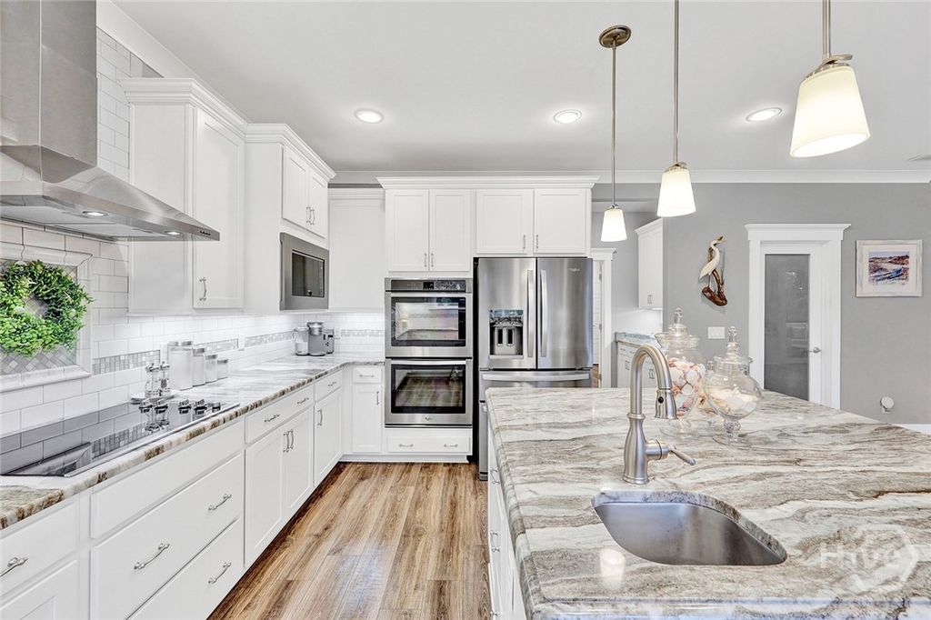 Image 17 of property listing at 14 Dockside Drive, Savannah, GA 31410