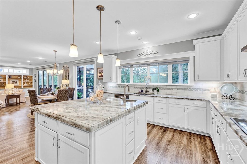 Image 18 of property listing at 14 Dockside Drive, Savannah, GA 31410