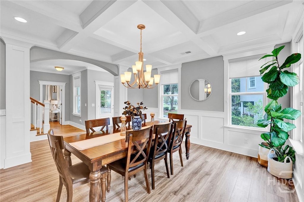 Image 20 of property listing at 14 Dockside Drive, Savannah, GA 31410