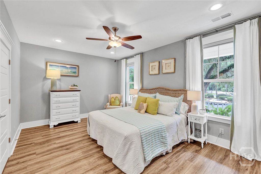 Image 24 of property listing at 14 Dockside Drive, Savannah, GA 31410