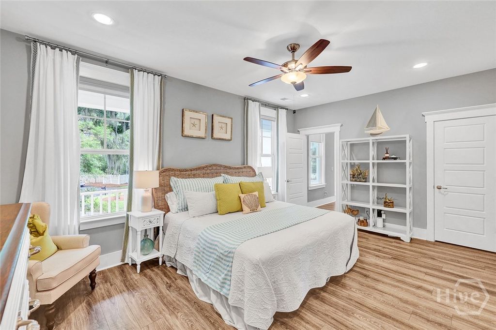 Image 25 of property listing at 14 Dockside Drive, Savannah, GA 31410