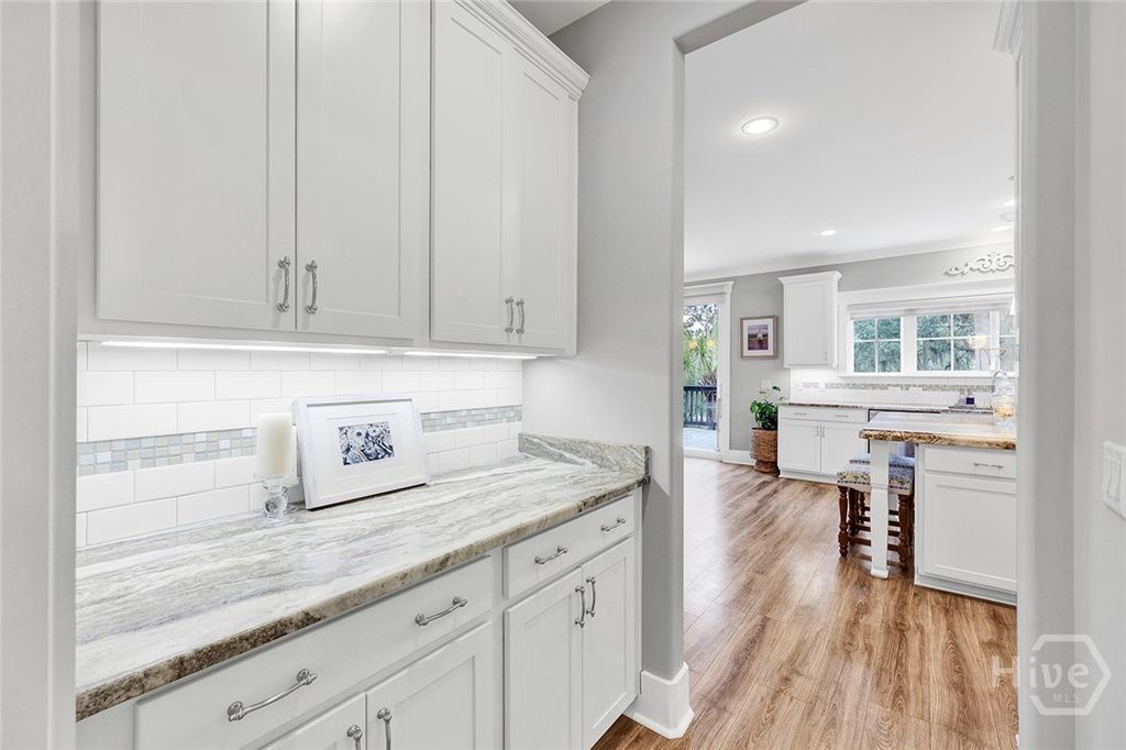 Image 30 of property listing at 14 Dockside Drive, Savannah, GA 31410