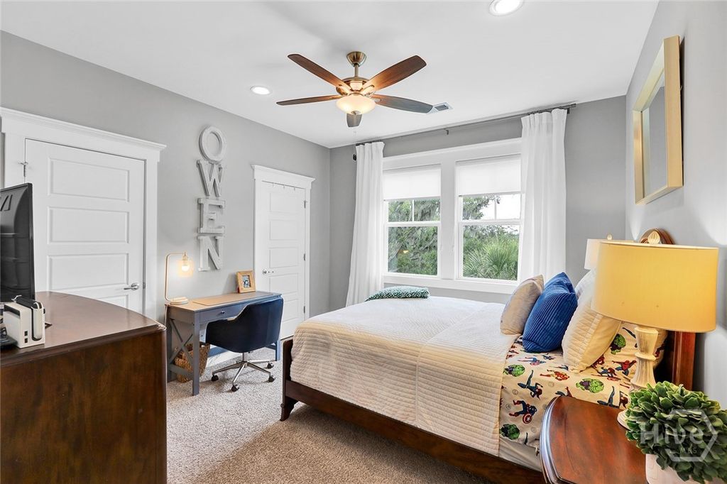 Image 32 of property listing at 14 Dockside Drive, Savannah, GA 31410