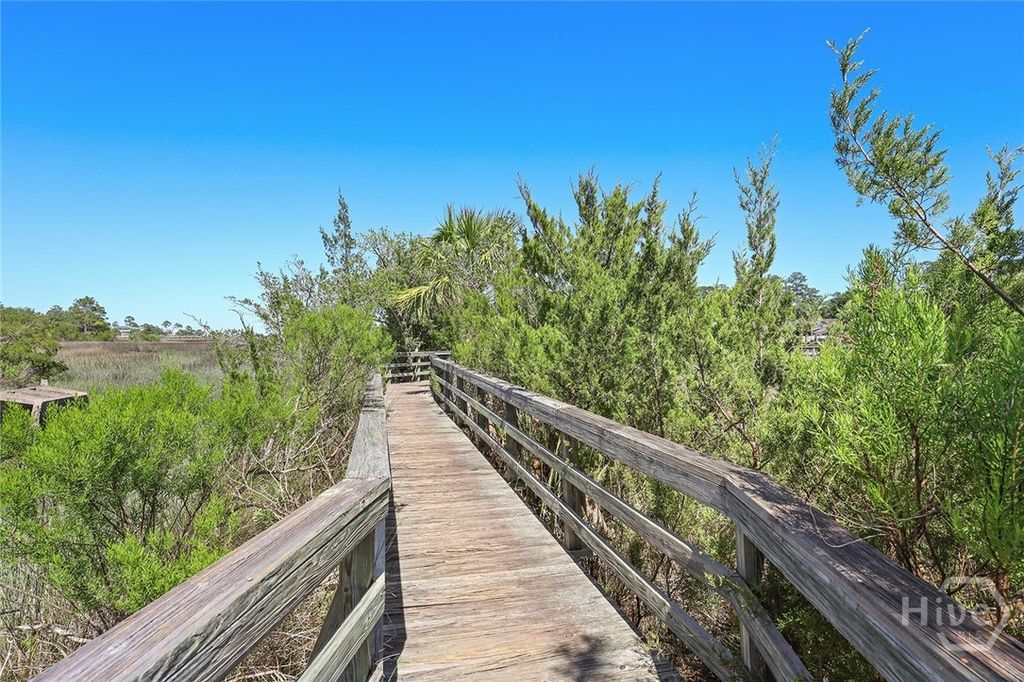 Image 64 of property listing at 14 Dockside Drive, Savannah, GA 31410