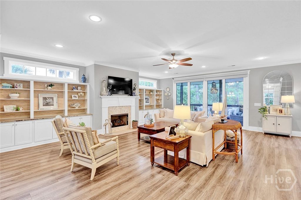 Image 7 of property listing at 14 Dockside Drive, Savannah, GA 31410