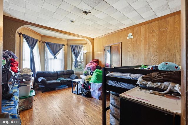 503 CHESTER PIKE, Sharon Hill, PA 19079