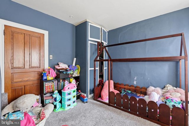 503 CHESTER PIKE, Sharon Hill, PA 19079